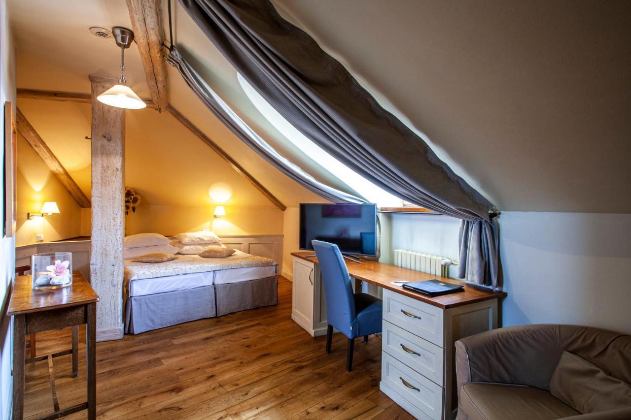 Boutique Hotel Nautilus Табор Экстерьер фото